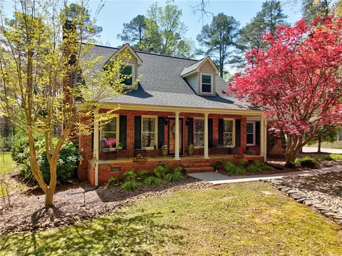 1010 Ridgeview Dr, Pendleton, SC 29670