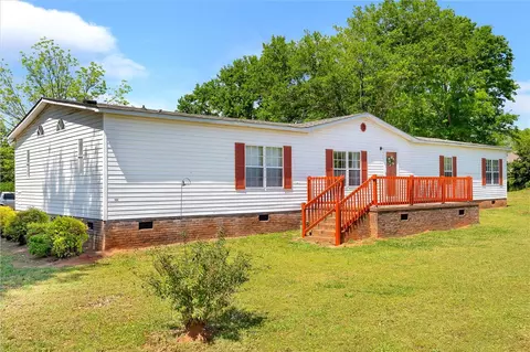 143 Hillcrest Dr, Williamston, SC 29697