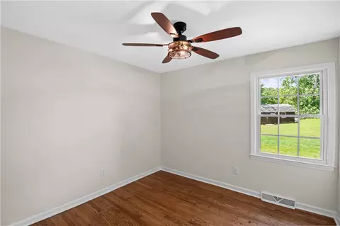 Bedroom - 303 Robinall Dr, Easley, SC 29642 photo 3 of 12