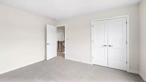 Bedroom - 709 Catbird Ct, Pelzer, SC 29669 photo 6 of 7