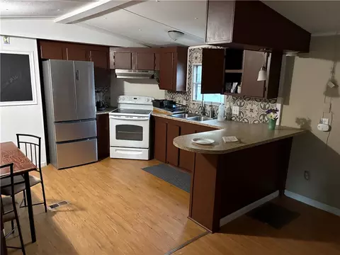Kitchen - 7408 Riverfork Rd, Waterloo, SC 29384 photo 4 of 4