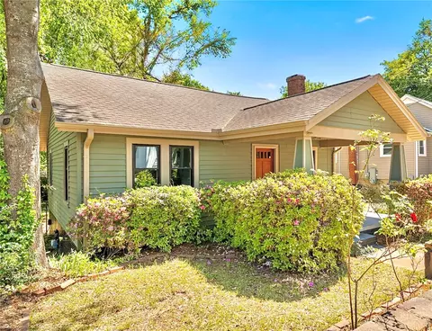 806 Perry Rd, Greenville, SC 29609