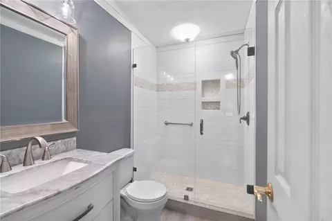 237 Earle Rd, Central, SC 29630 photo 13