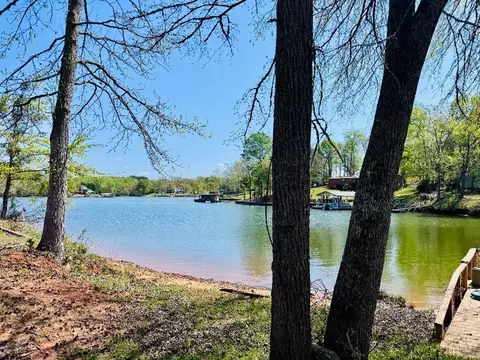 45 Phillips Dr, Iva, SC 29655 photo 3