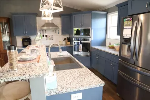 Kitchen - 5381 Olden Porter Rd, Pendleton, SC 29670 photo 2 of 4