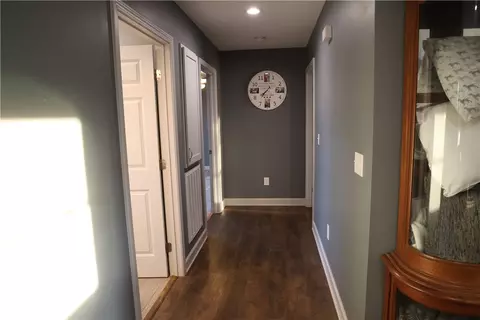Entry Way - 5381 Olden Porter Rd, Pendleton, SC 29670 photo 2 of 2