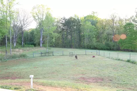 Exterior - 5381 Olden Porter Rd, Pendleton, SC 29670 photo 7 of 9
