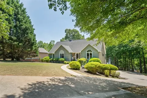 106 Midlake Heights Dr, Anderson, SC 29626