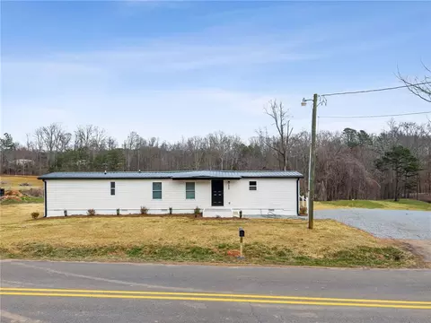 139 Davis Rd, Easley, SC 29640 photo 24