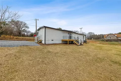 139 Davis Rd, Easley, SC 29640 photo 2