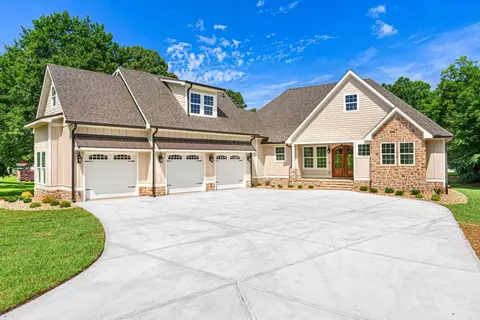 707 Vickery Street Ext, Hartwell, GA 30643