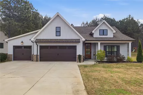 127 W Stewart St, Pelzer, SC 29669