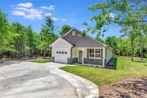 4139 Old Portman Rd # B, Anderson, SC 29626