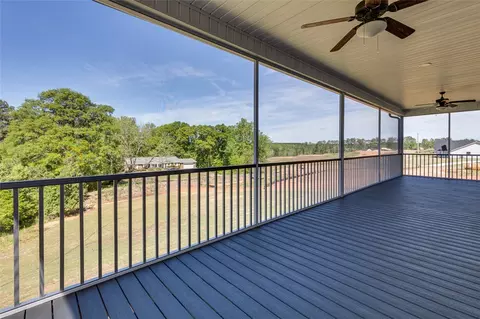 Exterior - 102 Powell Ct, Easley, SC 29640 photo 4 of 9