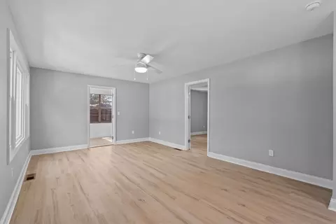 Living - 229 Morningside Heights Dr, Seneca, SC 29678 photo 1 of 1