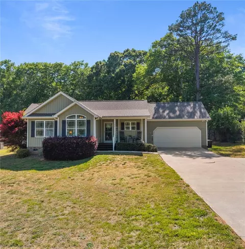 190 Yates Rd, Liberty, SC 29657