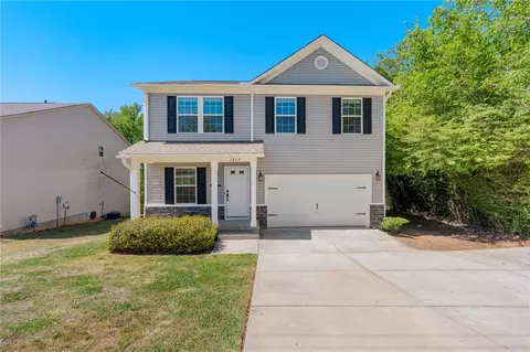 1237 Madden Bridge Rd, Central, SC 29630