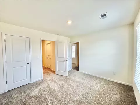 Bedroom - 544 Seaborn Cir, Pendleton, SC 29670 photo 4 of 4