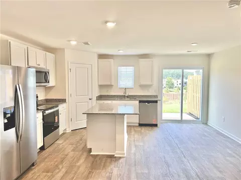 Kitchen - 544 Seaborn Cir, Pendleton, SC 29670 photo 1 of 4