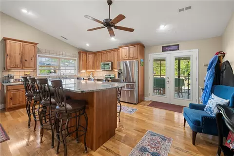 Kitchen - 304 Capps Rd, Walhalla, SC 29691 photo 4 of 4