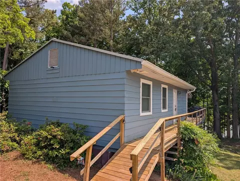 534 Gambrell Rd, Townville, SC 29689