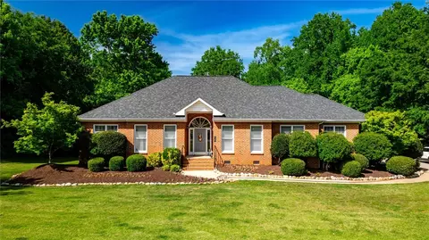 117 Winding Creek Rd, Anderson, SC 29621
