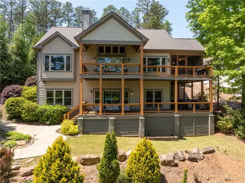 525 Peninsula Rd, West Union, SC 29696