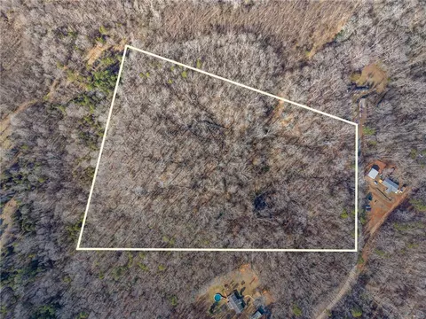 247 Stallion Dr, Honea Path, SC 29654