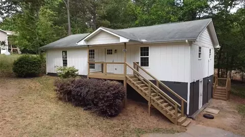 107 Ledbetter Ln, Walhalla, SC 29691