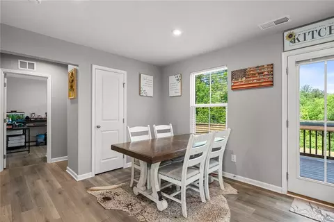 Entry Way - 329 Kings Grant Ct, Seneca, SC 29678 photo 5 of 6