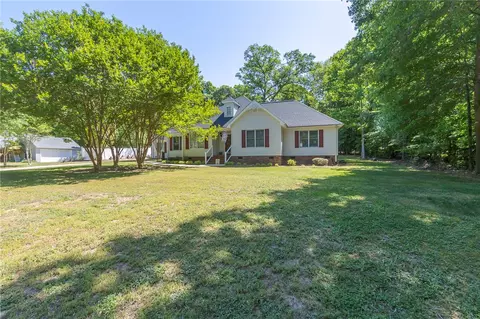 151 Hannah Cir, Anderson, SC 29621