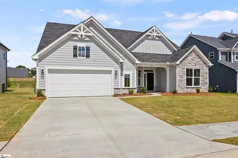 204 Kayfield Farms Dr, Anderson, SC 29621