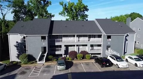 210 Northlake Dr, Anderson, SC 29625