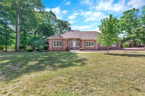 1002 Thornehill Dr, Anderson, SC 29621