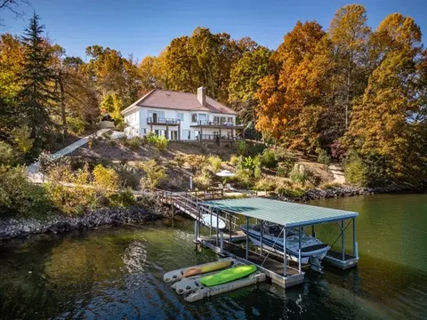 516 Hillandale Rd, Seneca, SC 29672