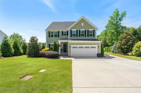 207 Sparrow Dr, Piedmont, SC 29673