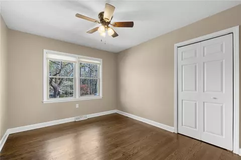 Bedroom - 402 Maple Ave, Seneca, SC 29678 photo 4 of 6
