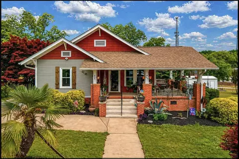 635 NE Main St, Easley, SC 29640