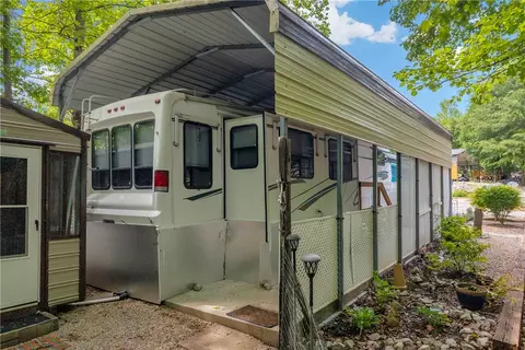 Other - 140 Loop Cir, Westminster, SC 29693 photo 11 of 14