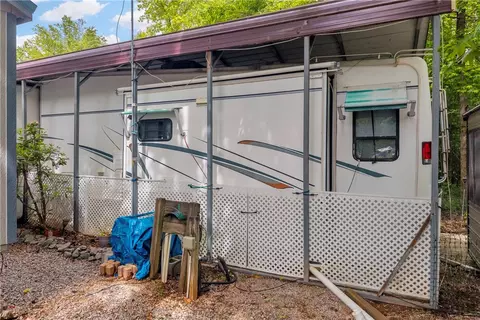 Other - 140 Loop Cir, Westminster, SC 29693 photo 9 of 14