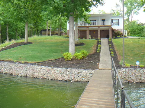 34 Owens Pt, Abbeville, SC 29620