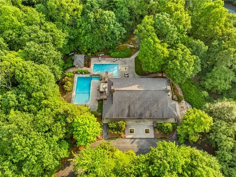 14 Woodbine Dr, Cleveland, SC 29635
