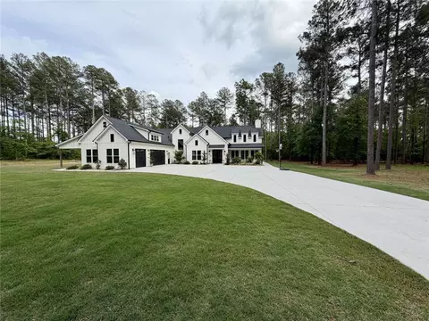 Exterior - 835 Highway 413, Belton, SC 29627 photo 3 of 12