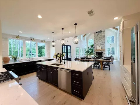 Kitchen - 835 Highway 413, Belton, SC 29627 photo 5 of 6