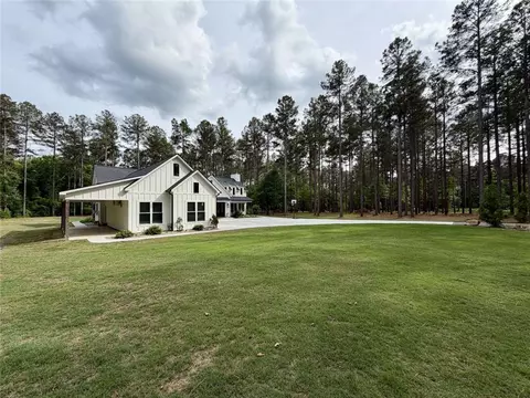 Exterior - 835 Highway 413, Belton, SC 29627 photo 9 of 12