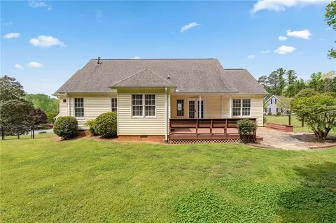 Exterior - 103 Stone Meadow Way, Easley, SC 29642 photo 6 of 8