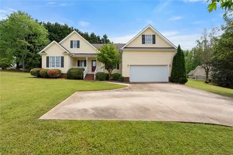 Exterior - 103 Stone Meadow Way, Easley, SC 29642 photo 2 of 8