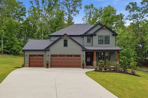 3106 Chatham Dr, Seneca, SC 29678