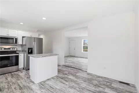 Other - 540 E South 5th St, Seneca, SC 29678 photo 1 of 3