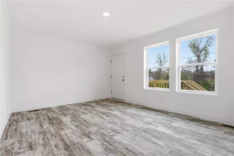 Living - 540 E South 5th St, Seneca, SC 29678 photo 2 of 2